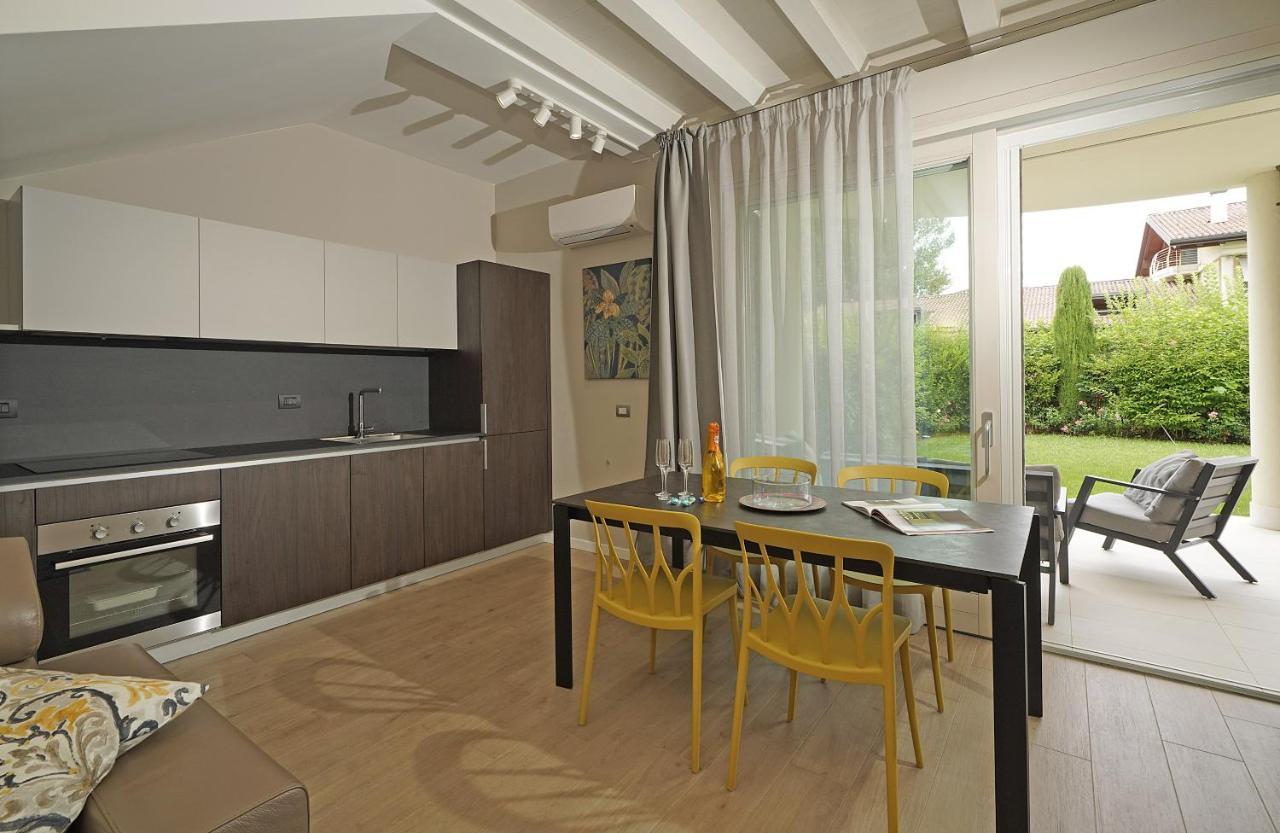 Alma Garda Home Сирмионе Екстериор снимка