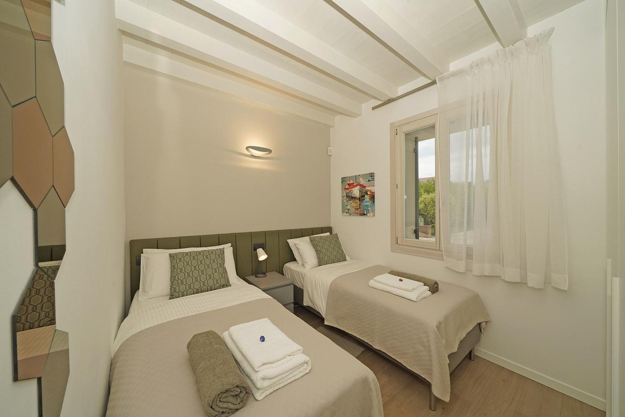 Alma Garda Home Сирмионе Екстериор снимка